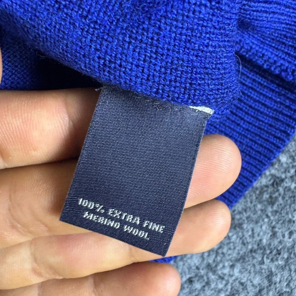Hart Schaffner Marx Sweater Mens Medium Blue Extra Fine Merino Wool Pullover